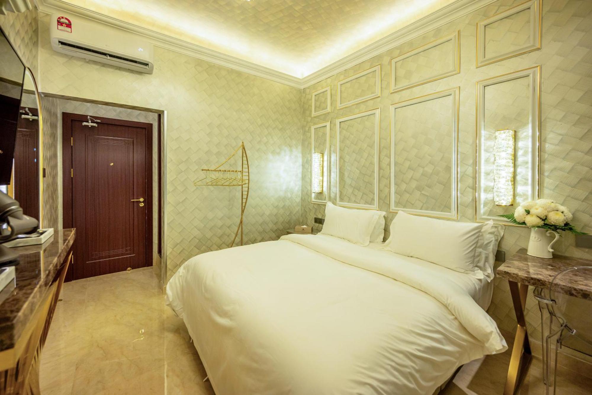 Ritz Residence @ Imago Loft B 7Th Floor Kota Kinabalu Luaran gambar