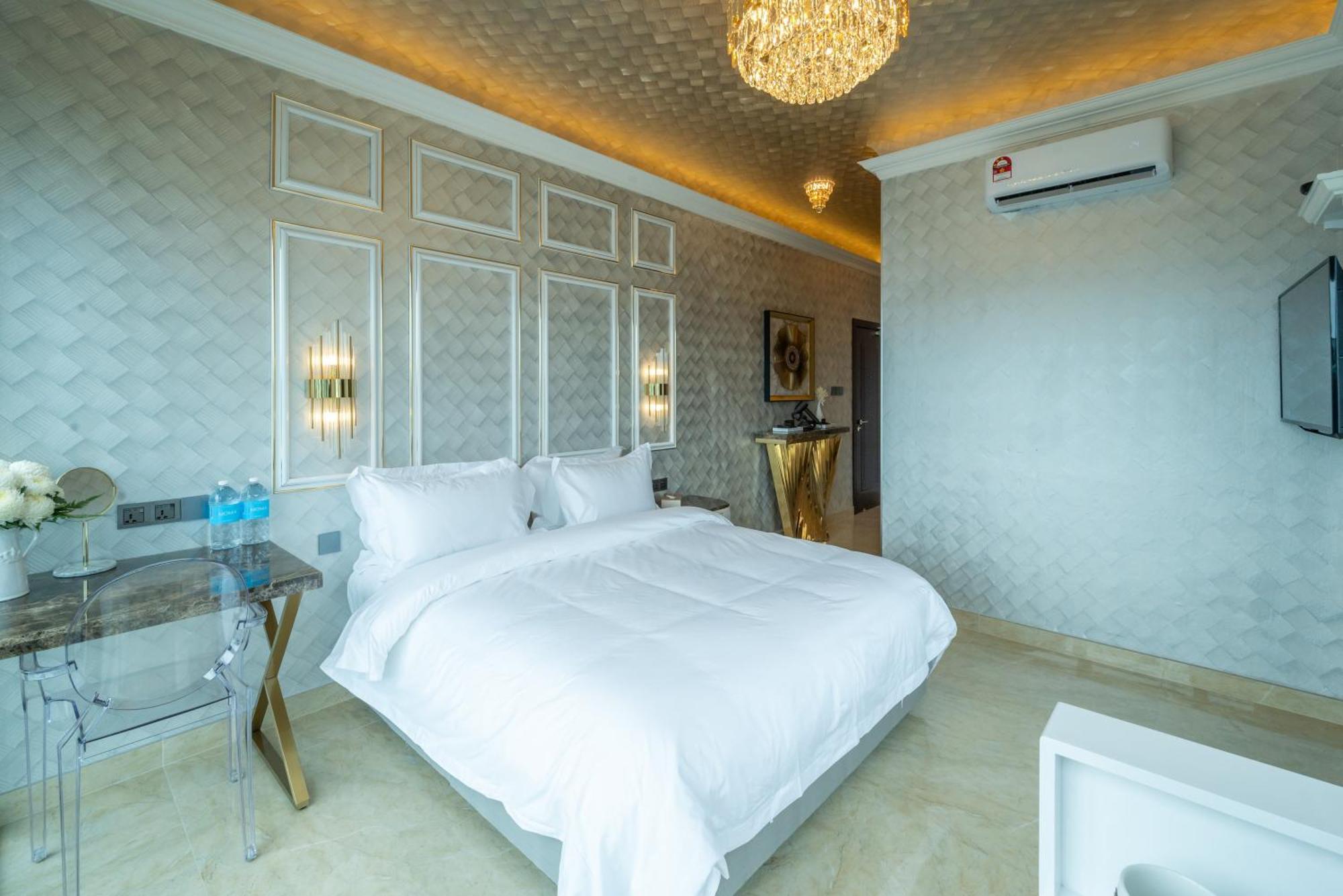 Ritz Residence @ Imago Loft B 7Th Floor Kota Kinabalu Luaran gambar
