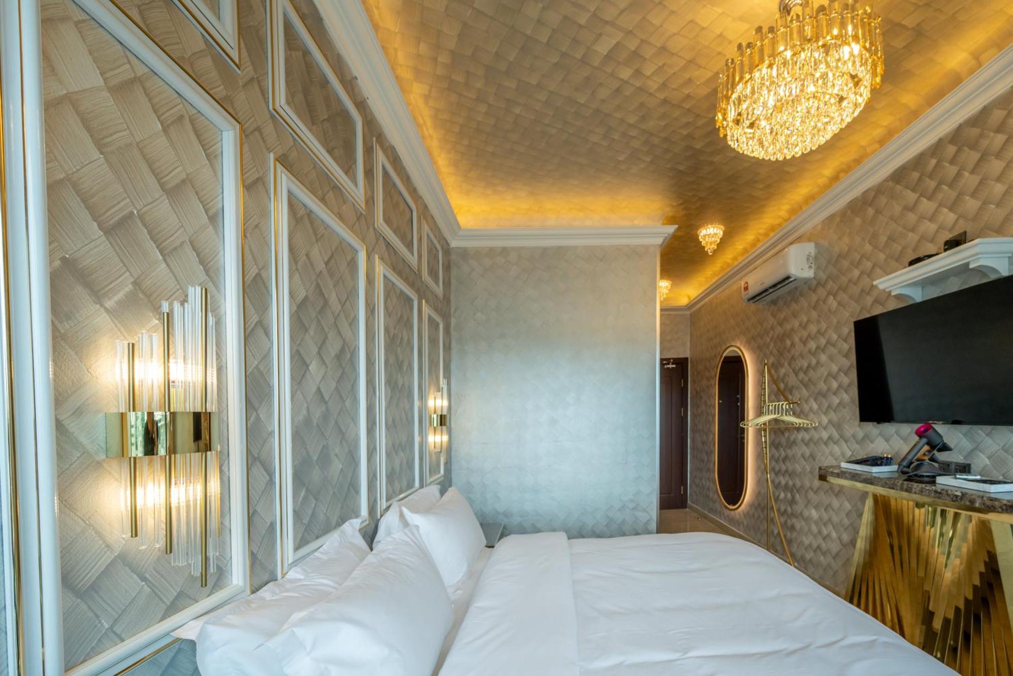 Ritz Residence @ Imago Loft B 7Th Floor Kota Kinabalu Luaran gambar