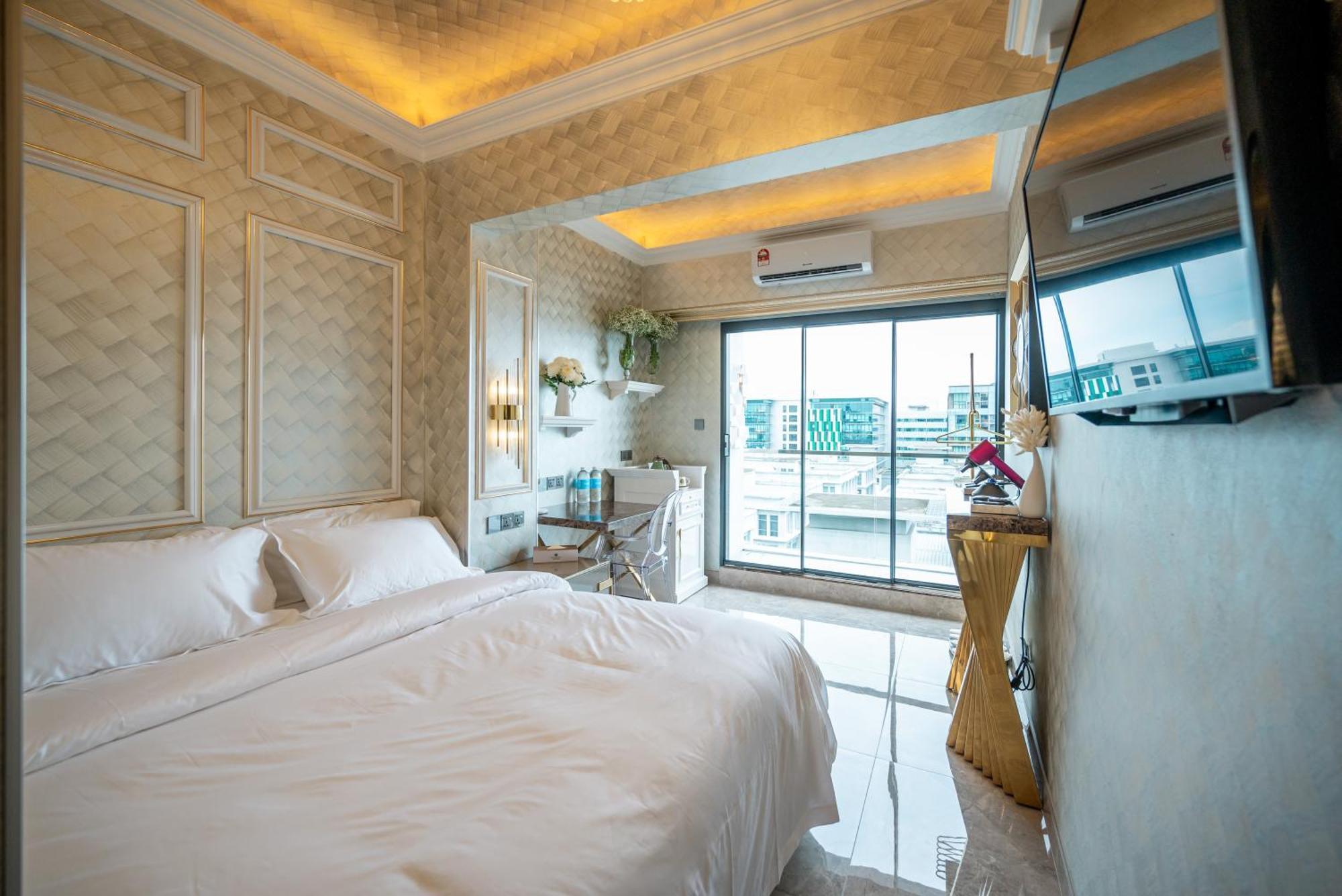 Ritz Residence @ Imago Loft B 7Th Floor Kota Kinabalu Luaran gambar